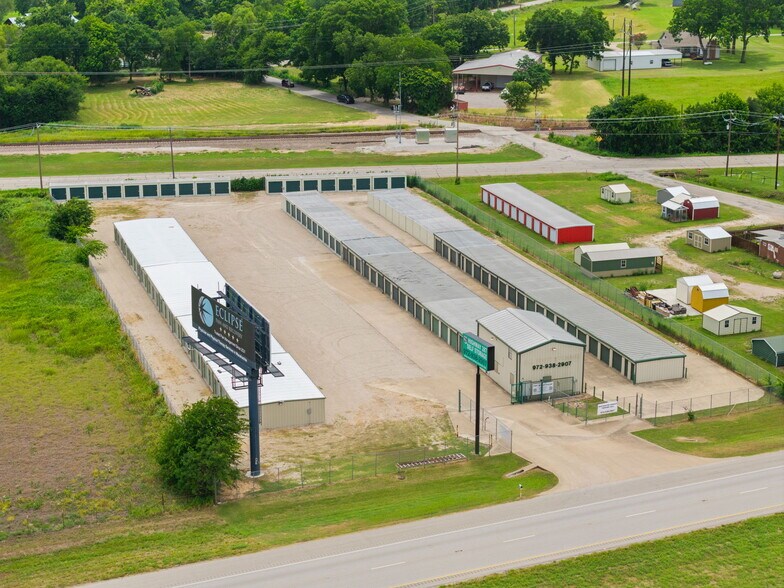 Primary Photo Of 3740 S Highway 287, Waxahachie Self Storage For Sale