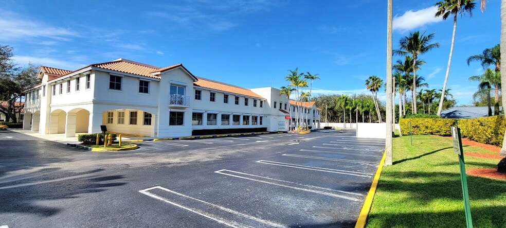 More Photos Of 7765 SW 87th Ave, Miami Medical For Lease