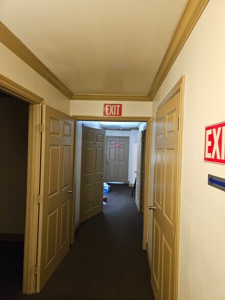 More Photos Of 11415-11421 Washington Blvd, Whittier Freestanding For Lease