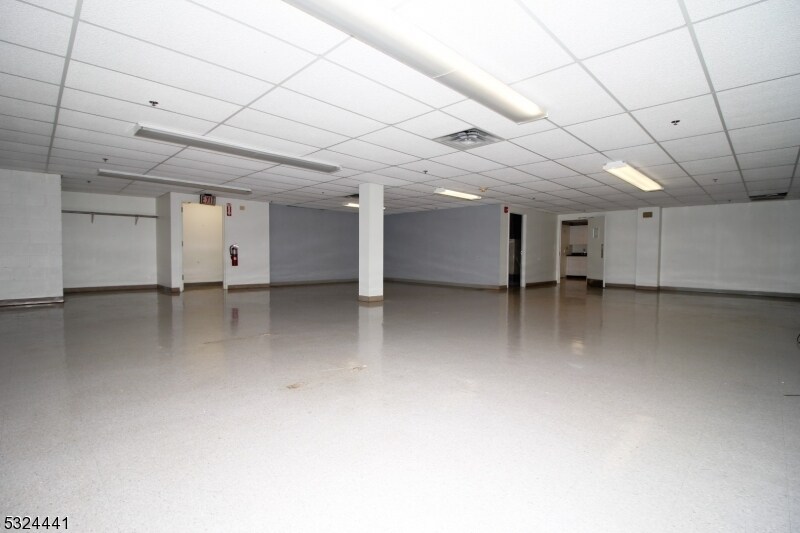 More Photos Of 426 Ridgedale Ave, East Hanover Bank For Lease