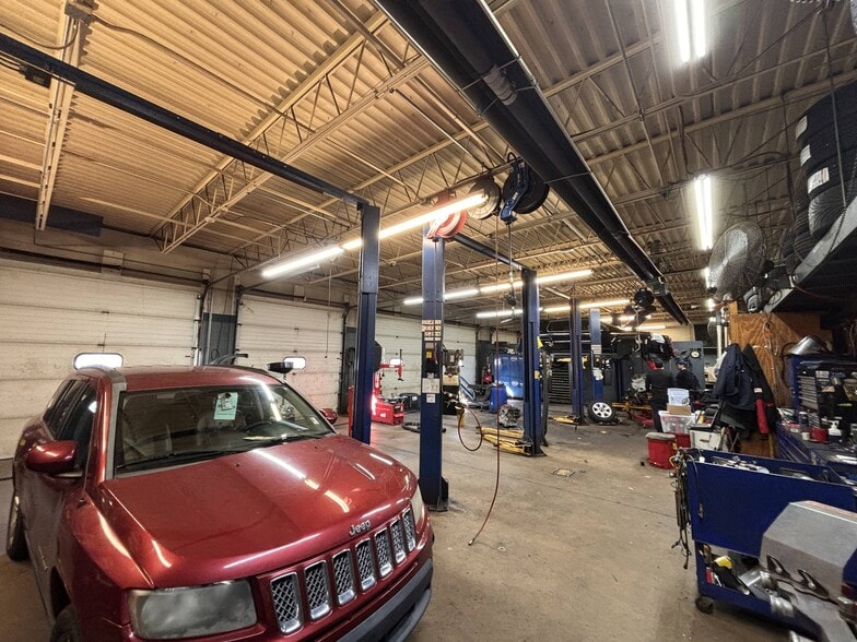 More Photos Of 3521 Grape Rd, Mishawaka Auto Dealership For Sale