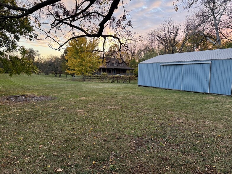 More Photos Of 31W603 Liberty St, Aurora Manufactured Housing Mobile Home Park For Sale