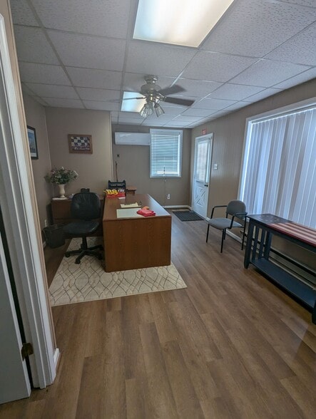 More Photos Of 562 W 29th St, Buena Vista Freestanding For Sale