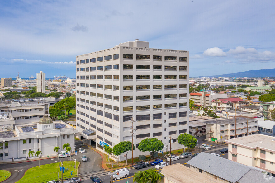 Primary Photo Of 405 N Kuakini St, Honolulu Medical For Sale