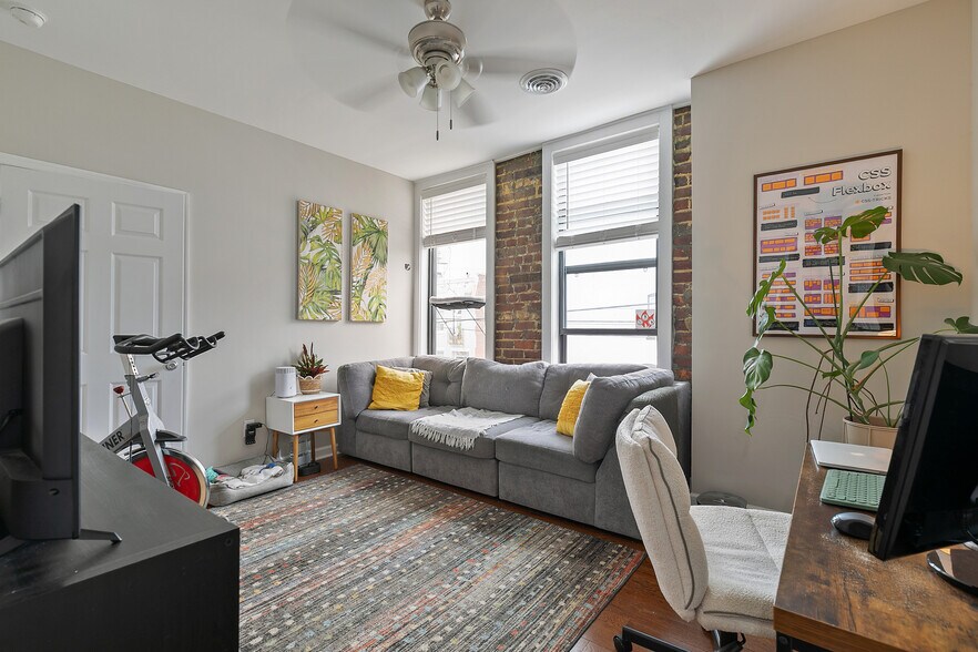 More Photos Of 2600 W Main St, Richmond Storefront Retail Residential For Sale