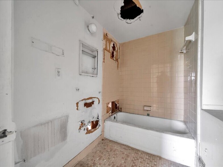 More Photos Of 280 Richton St, Highland Park Apartments For Sale