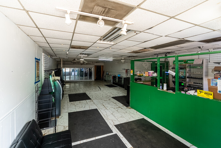 More Photos Of 1026-1028 Holloway St, Durham Freestanding For Lease