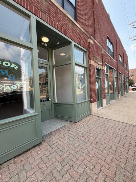 More Photos Of 105 Parsons Ave, Columbus Storefront Retail Office For Lease