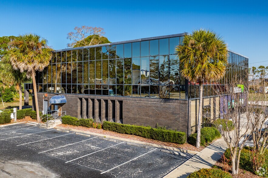 More Photos Of 9037 US Highway 19, Port Richey Office For Sale