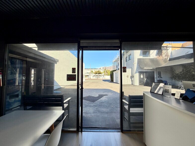 More Photos Of 1200 E Colorado Blvd, Pasadena Auto Repair For Lease