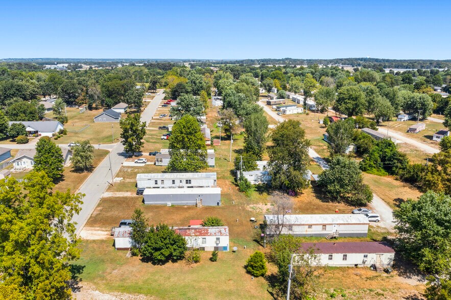More Photos Of 530 E Bland Rd, Lebanon Multifamily For Sale