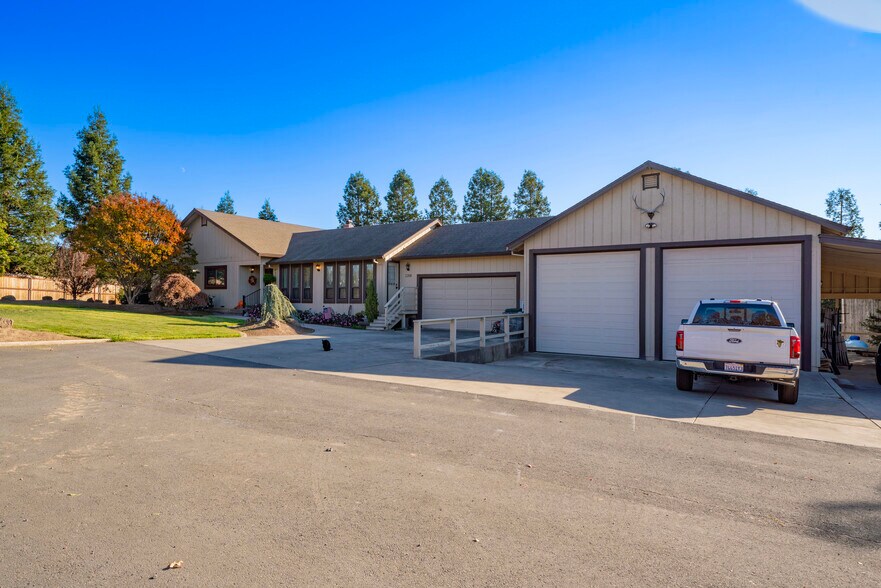 More Photos Of 2208 Olivet Rd, Santa Rosa Industrial For Sale