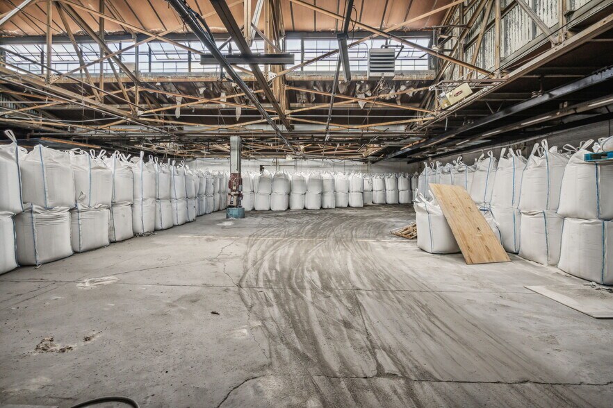 More Photos Of 2901 N 18th St, Philadelphia Warehouse For Sale