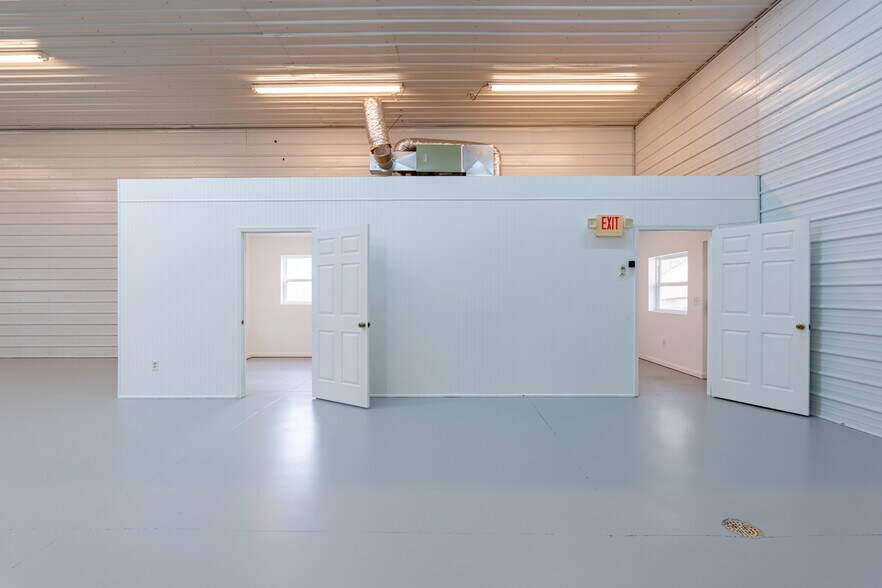 More Photos Of 202 Hemi Ln, Gravois Mills Specialty For Sale