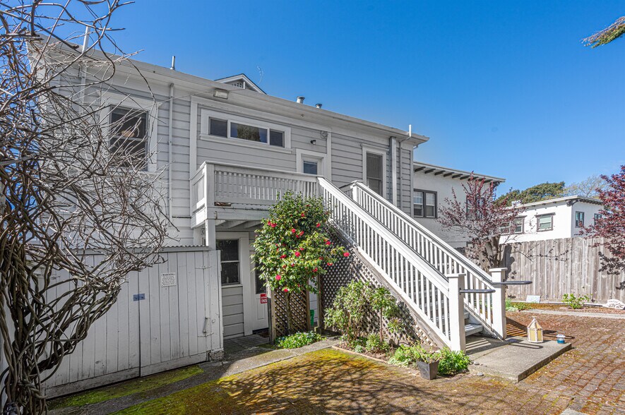 More Photos Of 418 Humboldt St, Santa Rosa Apartments For Sale