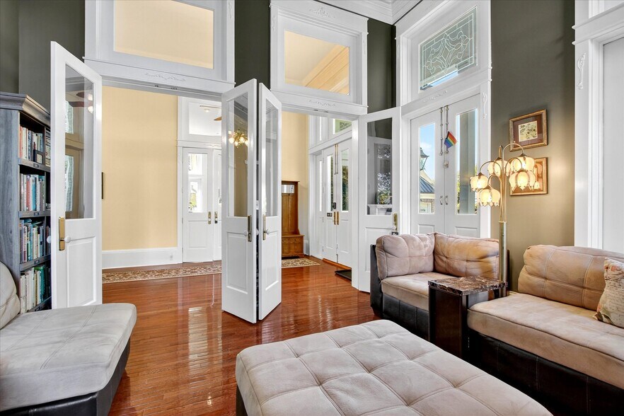 More Photos Of 1611 Glenn Swetman St, Biloxi Specialty For Sale