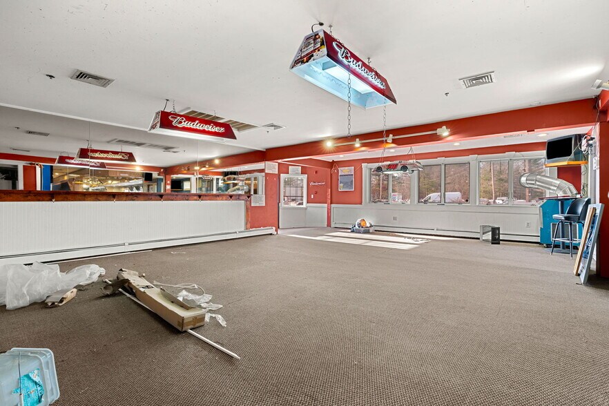 More Photos Of 2212 Main St, Tewksbury General Retail For Sale