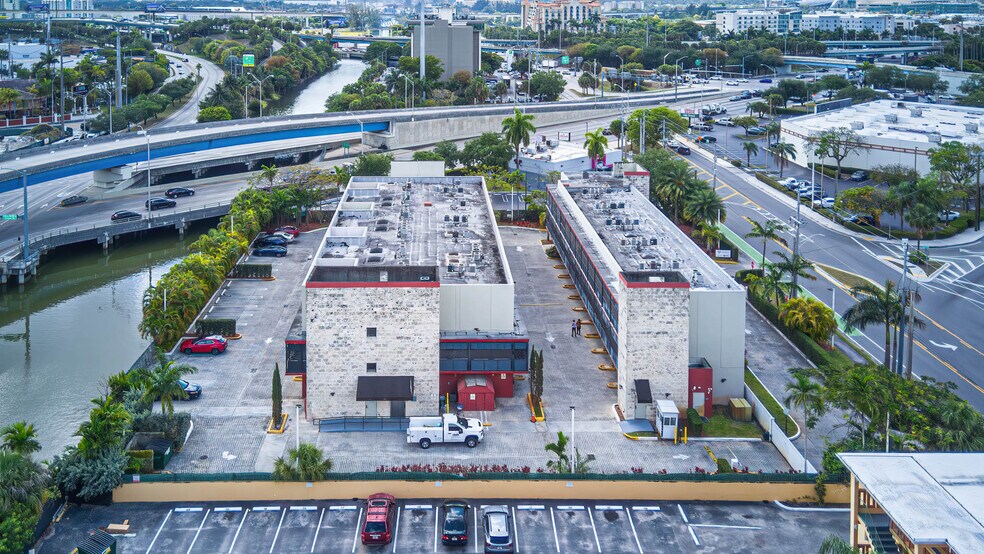 More Photos Of 901 S Royal Poinciana Blvd, Miami Springs Hotel For Sale