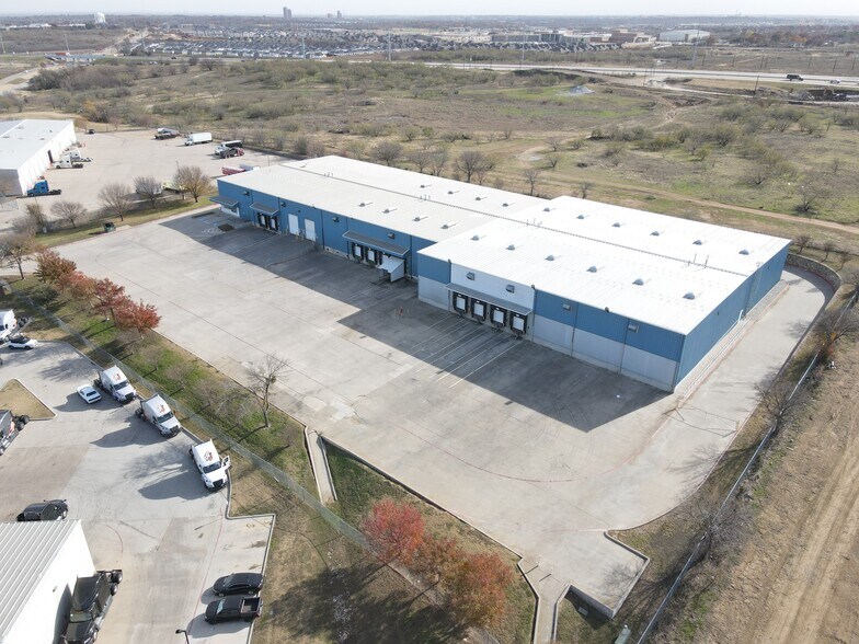 More Photos Of 4401 N Elm St, Denton Manufacturing For Sale