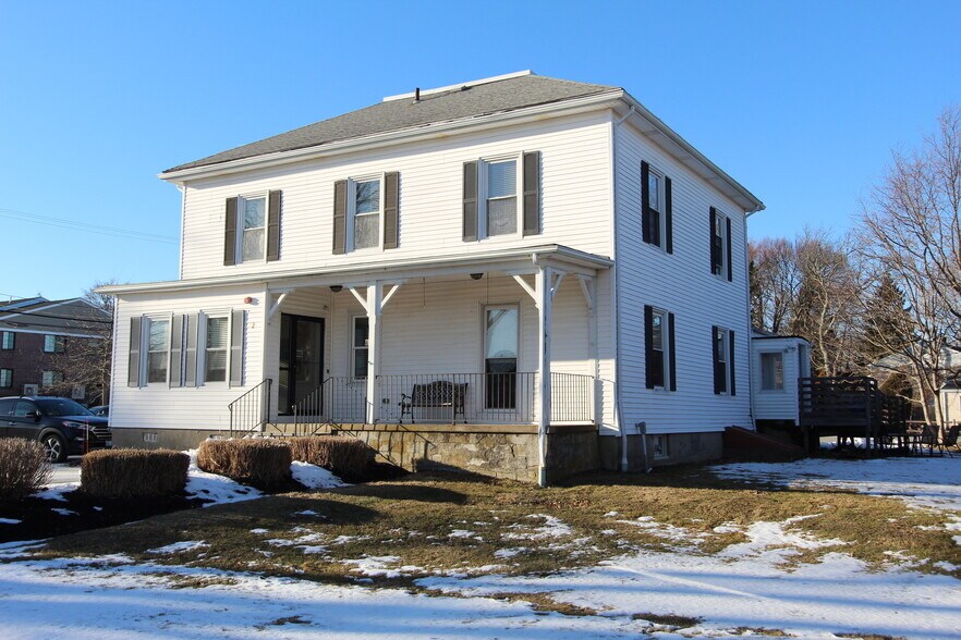 More Photos Of 460 E Main Rd, Middletown Medical For Sale