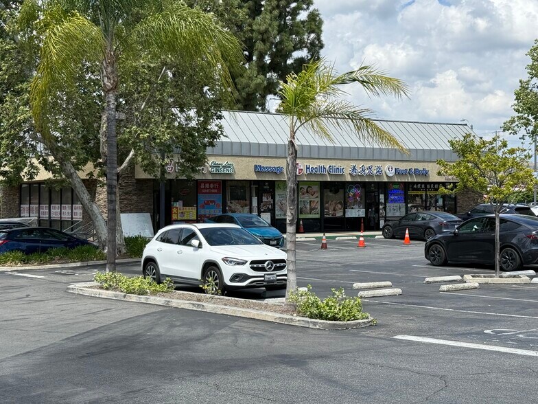 More Photos Of 18900-18932 E Gale Ave, Rowland Heights Unknown For Lease