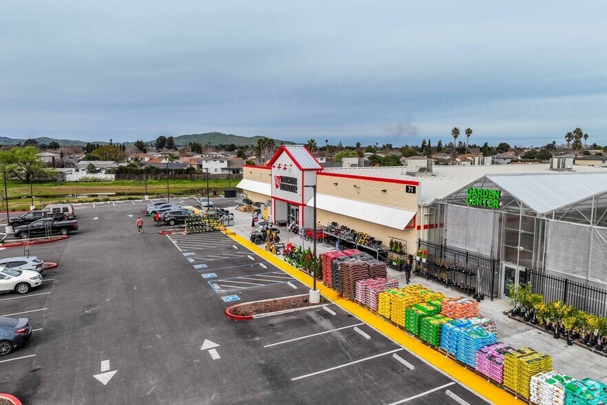 More Photos Of 115 Sunset Ave, Suisun City General Retail For Lease