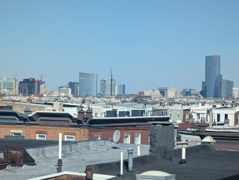 More Photos Of 2410 S Broad St, Philadelphia Medical For Sale
