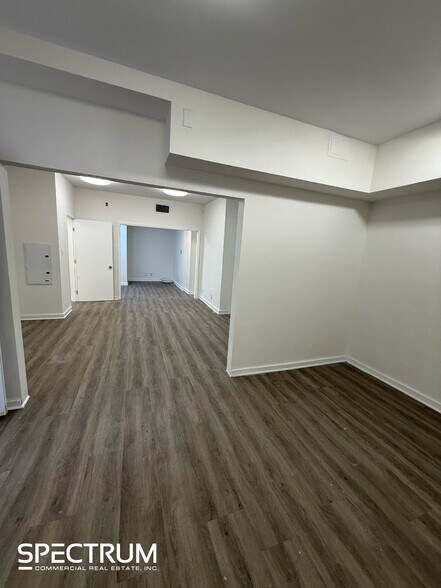 More Photos Of 9701 W Pico Blvd, Los Angeles Medical For Lease