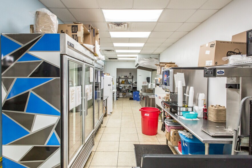 More Photos Of 3005 US Highway 84, Blackshear Storefront For Sale