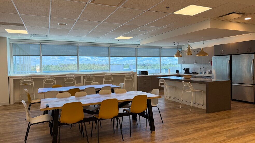 More Photos Of 1200 59th Ave SE, Calgary Office Residential For Lease