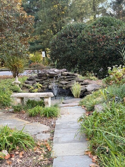 More Photos Of 40-28 Conrow Rd, Delran Office For Sale