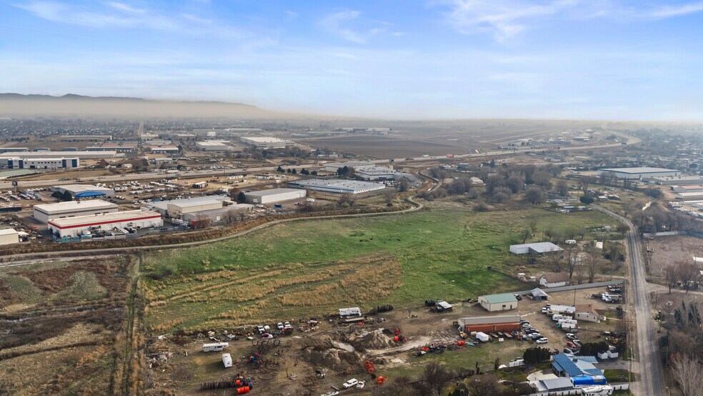 More Photos Of 0 E Chicago St, Caldwell Land For Sale