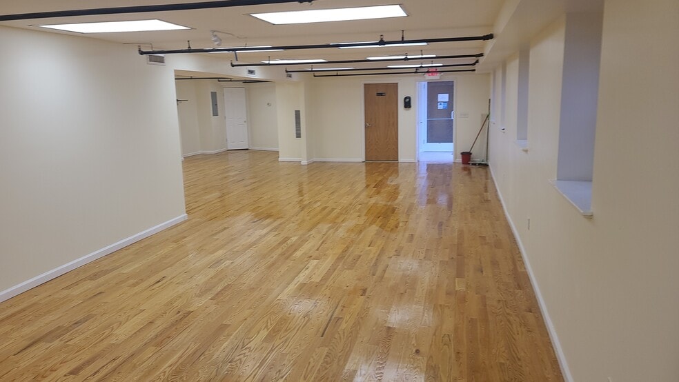 More Photos Of 50 Pine St, New Rochelle Manufacturing For Lease