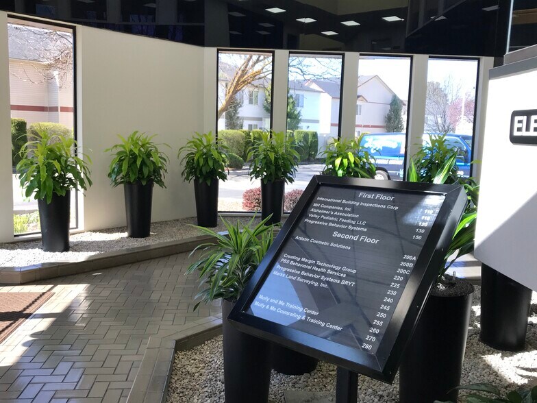 More Photos Of 2993-2999 N Cole Rd, Boise Office For Lease