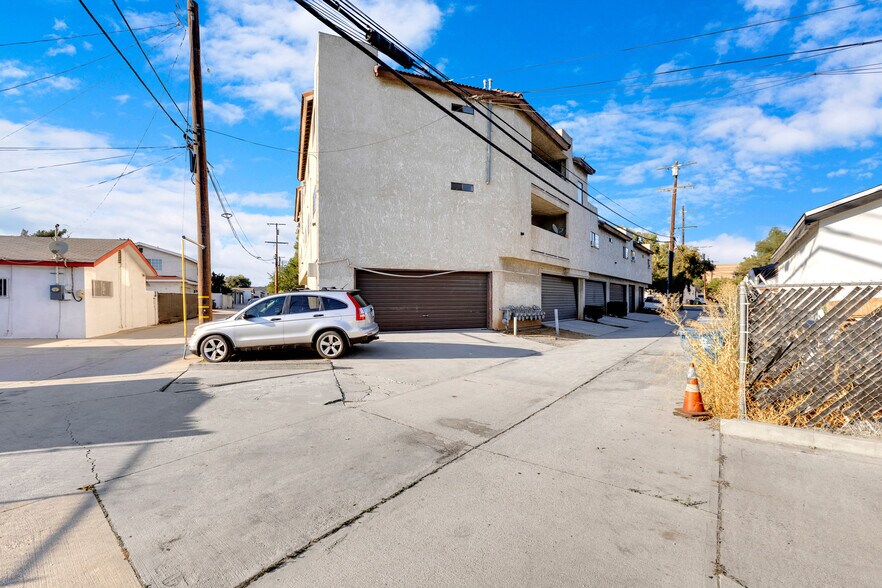 More Photos Of 2121 El Paseo, Alhambra Apartments For Sale