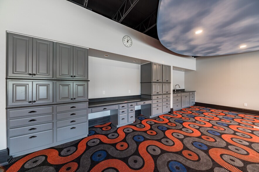 More Photos Of 145 School Rd, Mount Morris Office For Sale