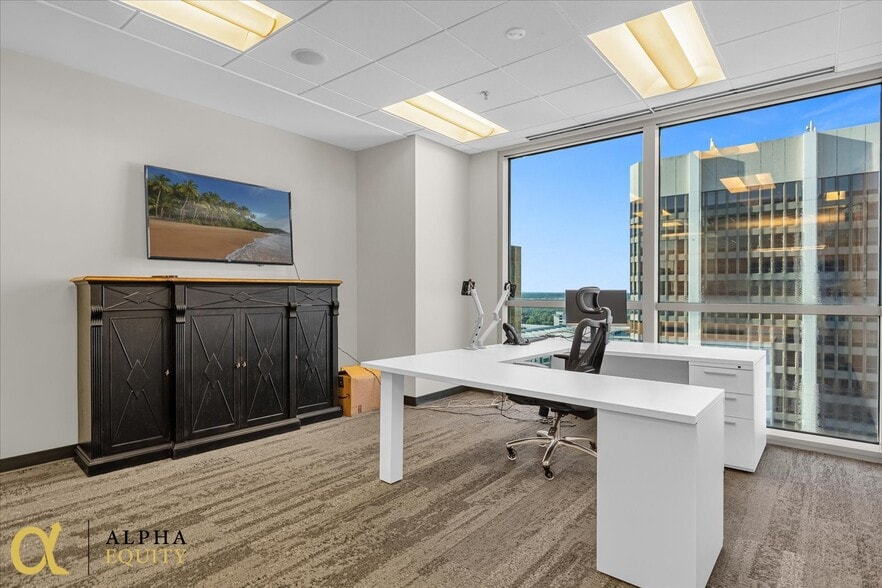 More Photos Of 189 S Orange Ave, Orlando Office Residential For Sale