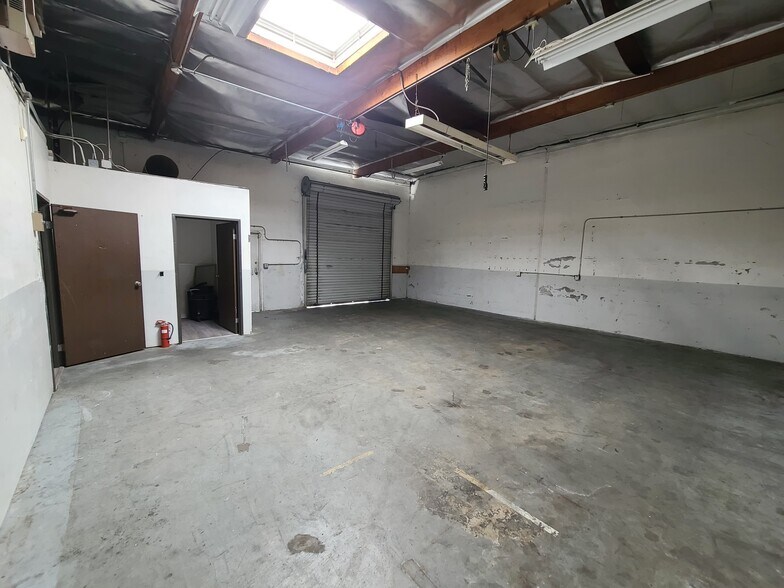 272 N Central Ave, Upland, CA 91786 Warehouse For Sale