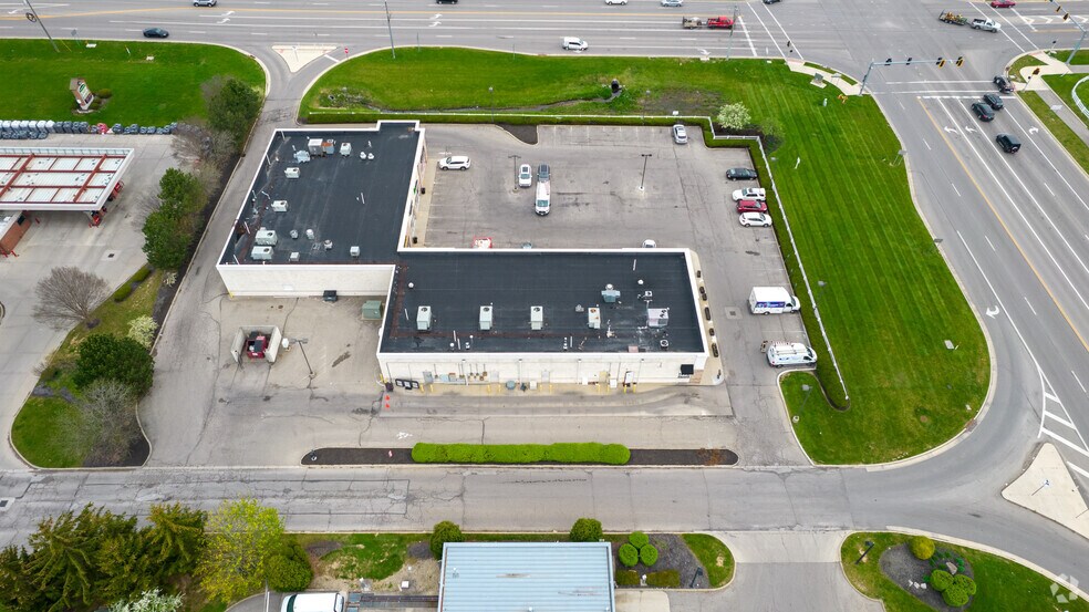 More Photos Of 9684-9700 Sawmill Pky, Powell Freestanding For Lease