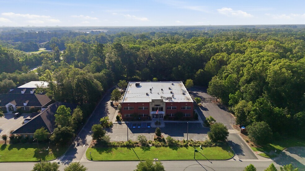 More Photos Of 8 Southern Oaks Ct, Savannah Office For Sale
