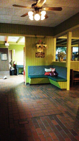 More Photos Of 16870 State Highway 14, Mojave Freestanding For Sale
