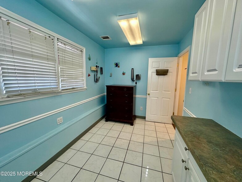 More Photos Of 751 Fischer Blvd, Toms River Medical For Sale