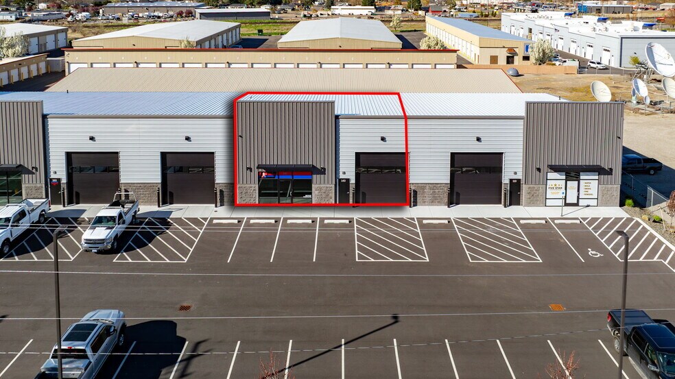 More Photos Of 5418 W. Hood, Kennewick Industrial For Lease