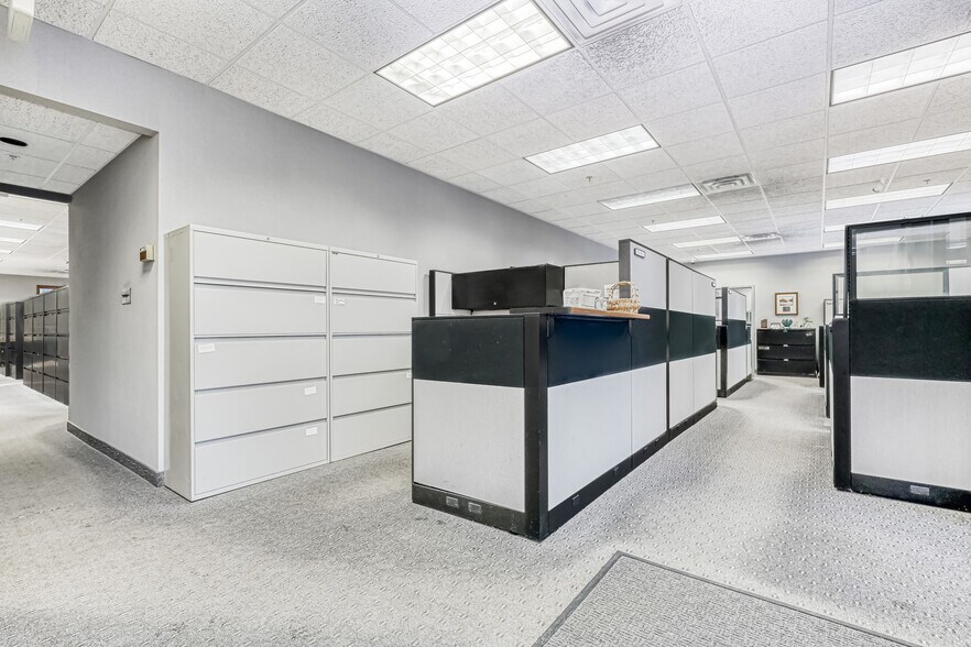 More Photos Of 6 Raritan Rd, Oakland Warehouse For Sale