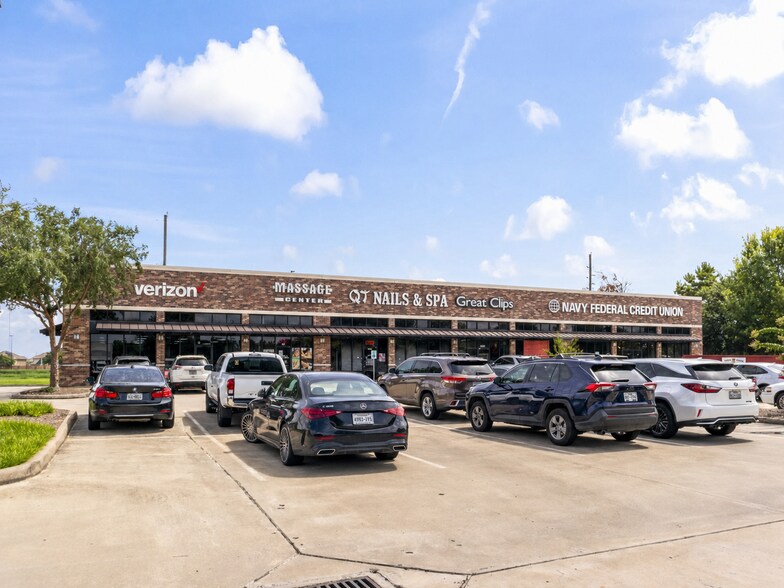 Primary Photo Of 9839 Highway 6, Missouri City Freestanding For Sale