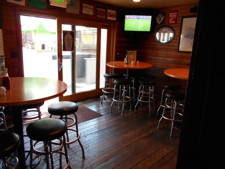 More Photos Of 2236 Lake Tahoe Blvd, South Lake Tahoe Bar For Sale