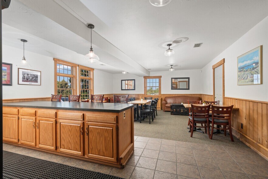 More Photos Of 10343 E Hilltop Rd, Suttons Bay Winery Vineyard For Sale