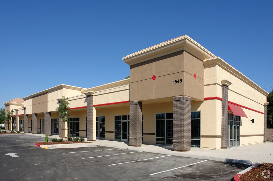 More Photos Of 1555 Meadowview Rd, Sacramento Unknown For Lease