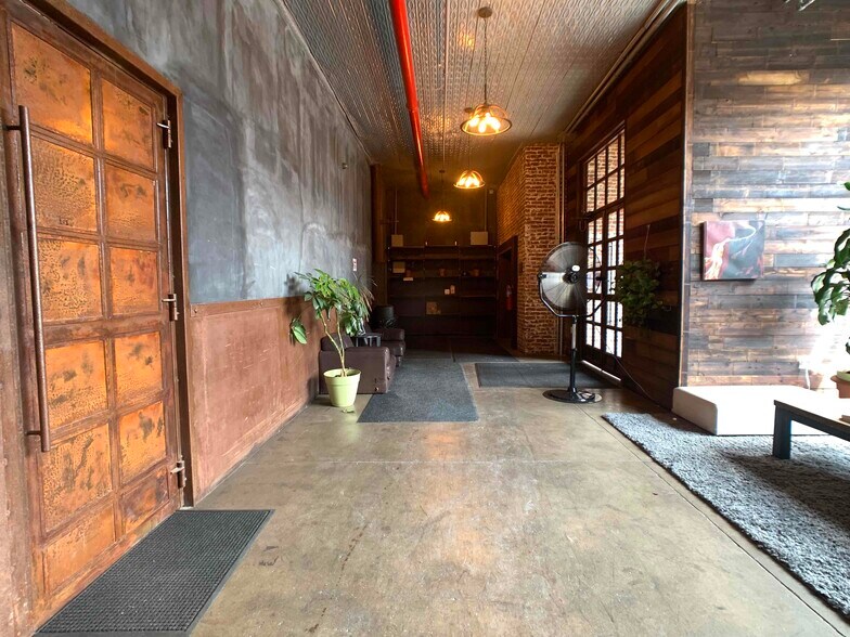 More Photos Of 195 Morgan Ave, Brooklyn Loft Creative Space For Lease