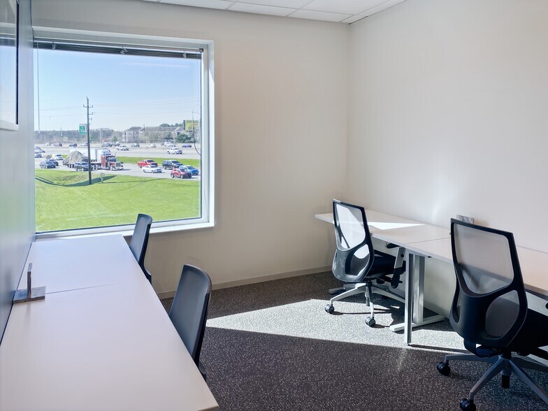 More Photos Of 24624 Interstate 45, Spring Office For Lease